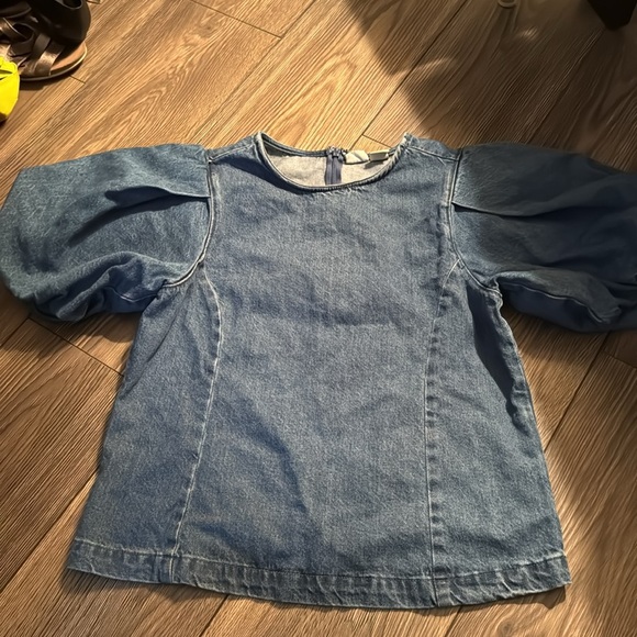Levi’s denim puff sleeve top - Picture 11 of 11